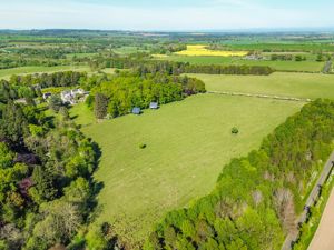 Photo 27- click for photo gallery